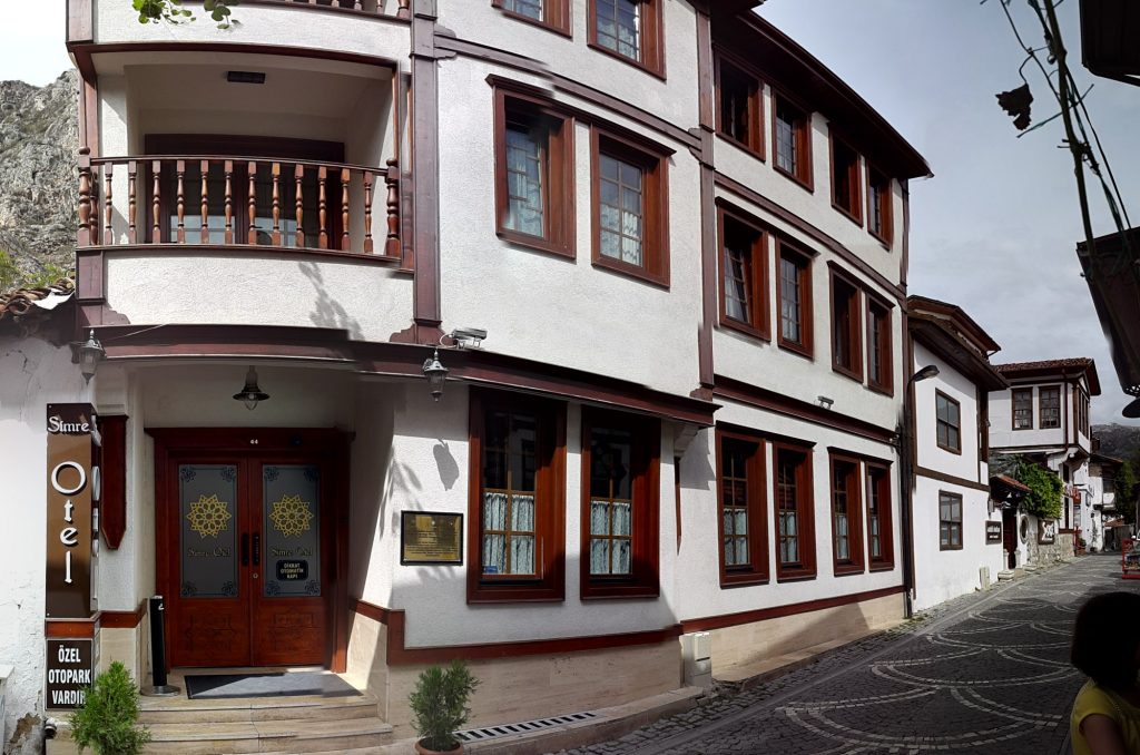 Simre Otel Galeri
